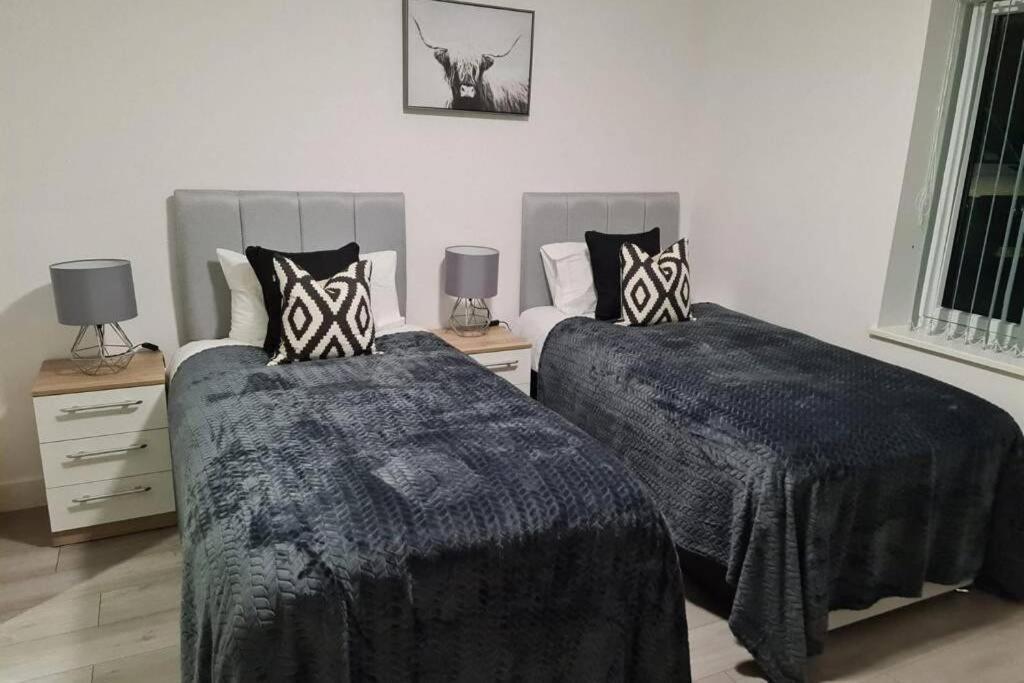 Entire Property Luton 2 Bedroom Apartment Home From Home Great Location Ngoại thất bức ảnh