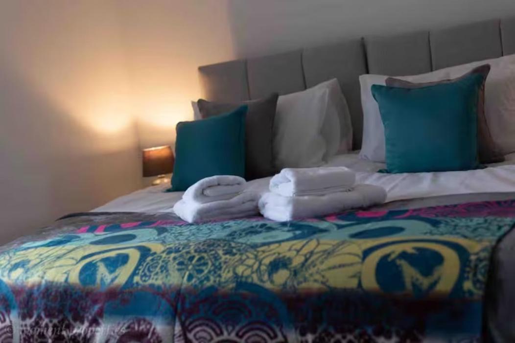 Entire Property Luton 2 Bedroom Apartment Home From Home Great Location Ngoại thất bức ảnh